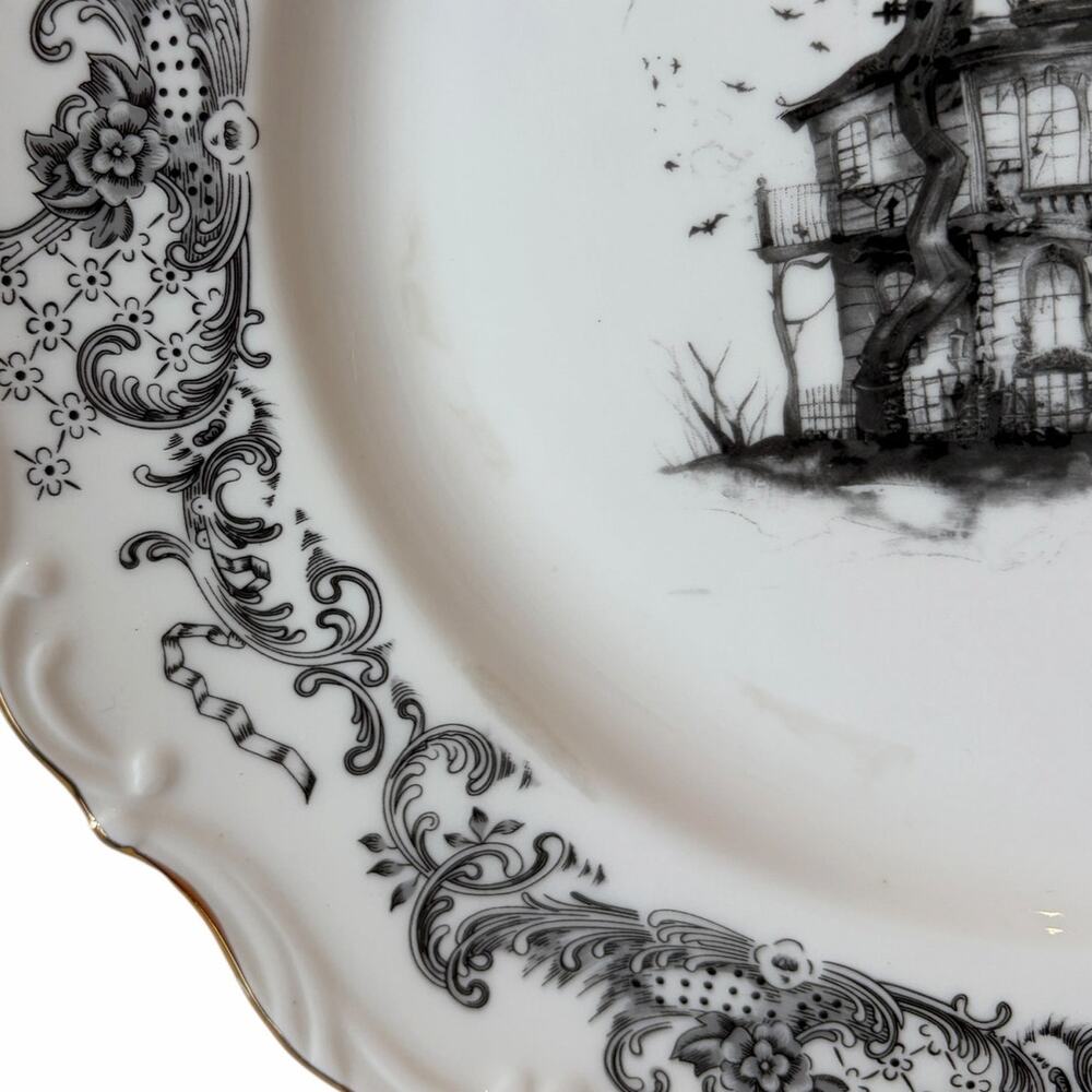 Monterey Bay Halloween Haunted House Dinner Plates 11in Porcelain Spooky NEW - Picture 10 of 15